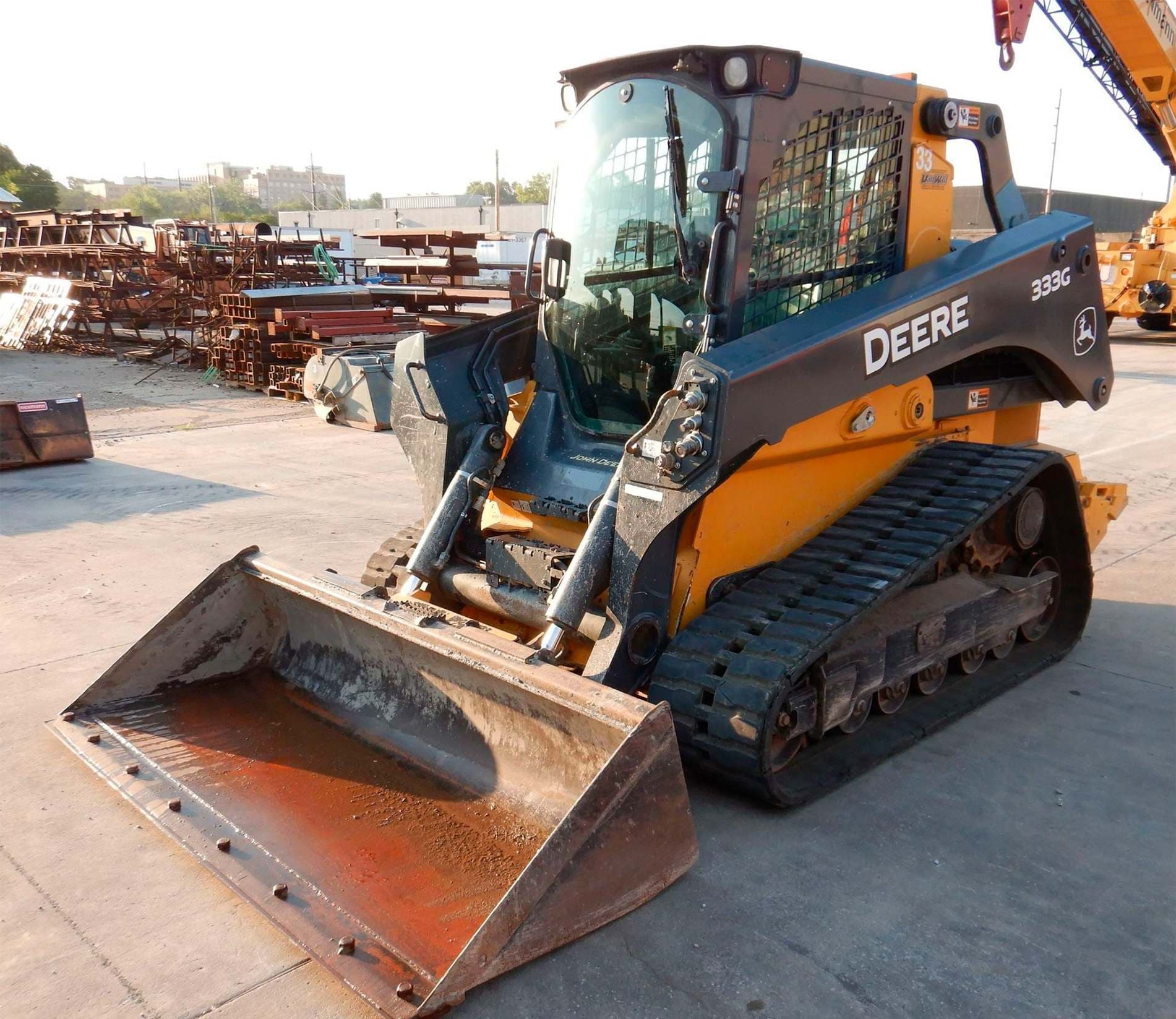 2016 John Deere 333G